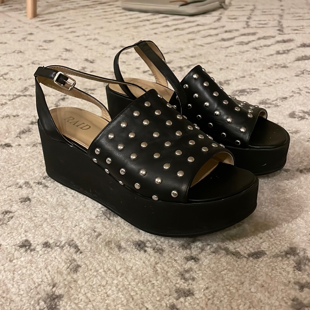 Raid Platform Chunky Studded Sandals
